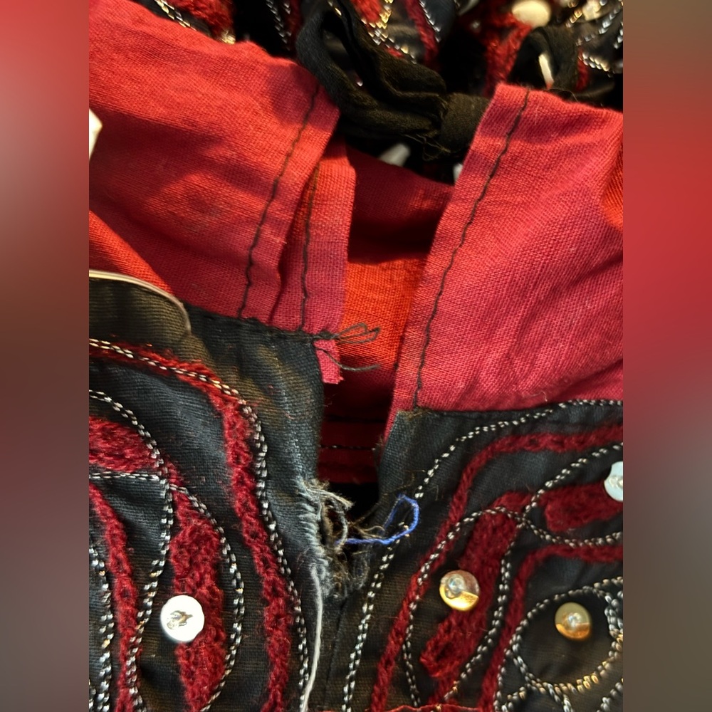 Gorgeous maxi skirt one size red and black sequins - Picture 15 of 16
